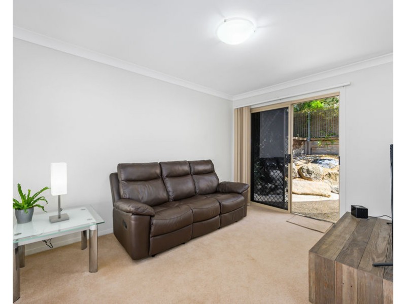 24-26 Brighton Parade, Southport QLD 4215
