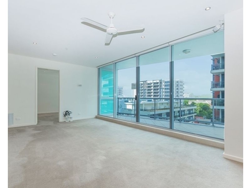 902/1 Como Crescent, Southport QLD 4215