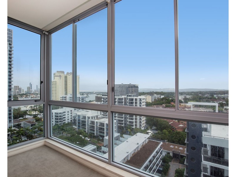 1602/1 Como Crescent, Southport QLD 4215