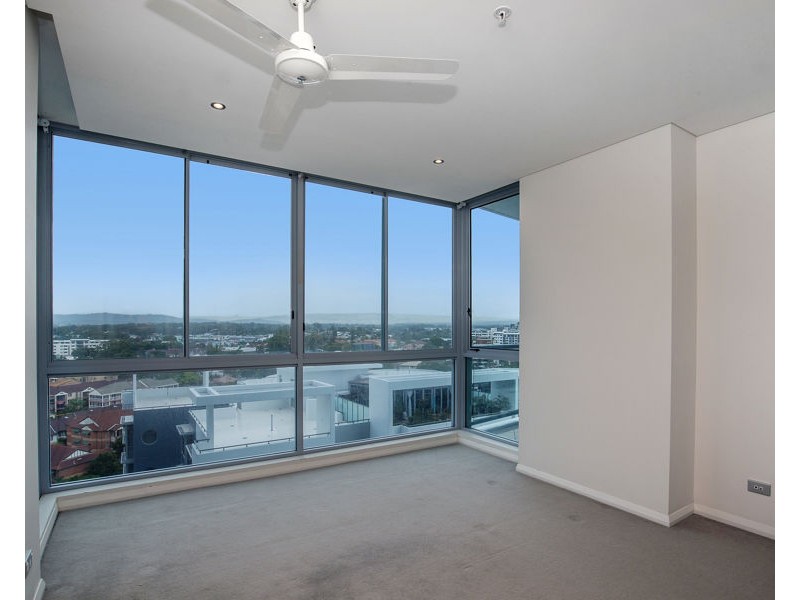 1602/1 Como Crescent, Southport QLD 4215