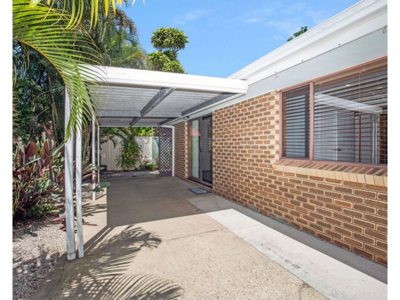 2/12 Holly Avenue, Hollywell QLD 4216