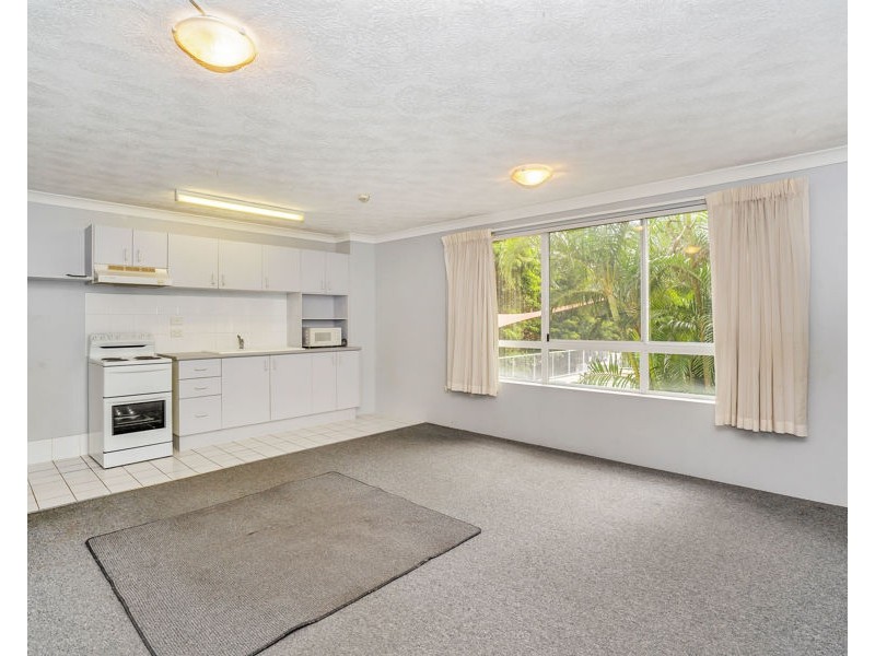 30 Marine Parade, Southport QLD 4215