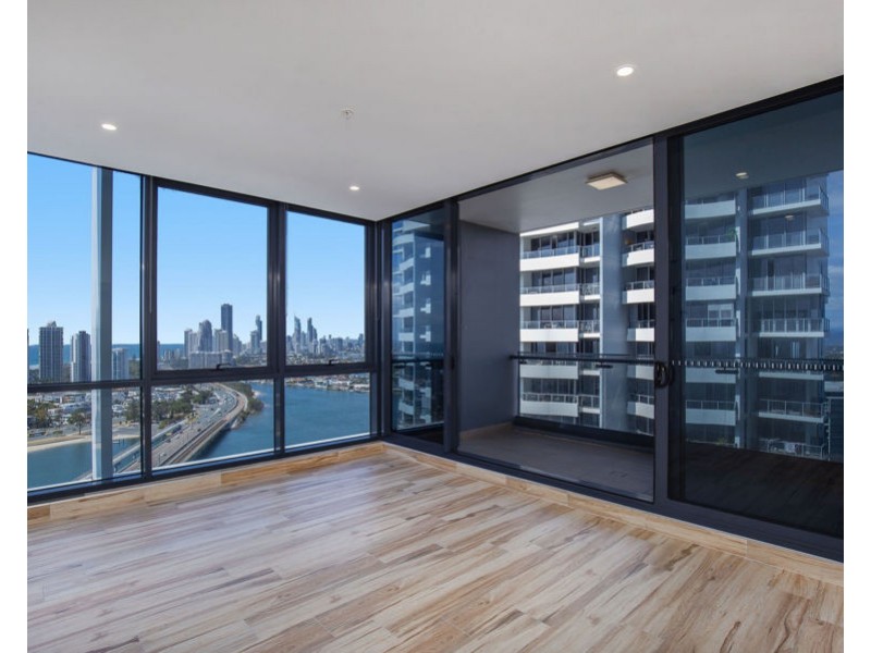 2511/2 Como Crescent, Southport QLD 4215