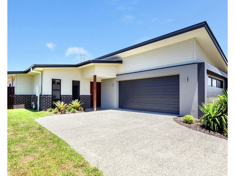 76 North View Street, Hope Island QLD 4212