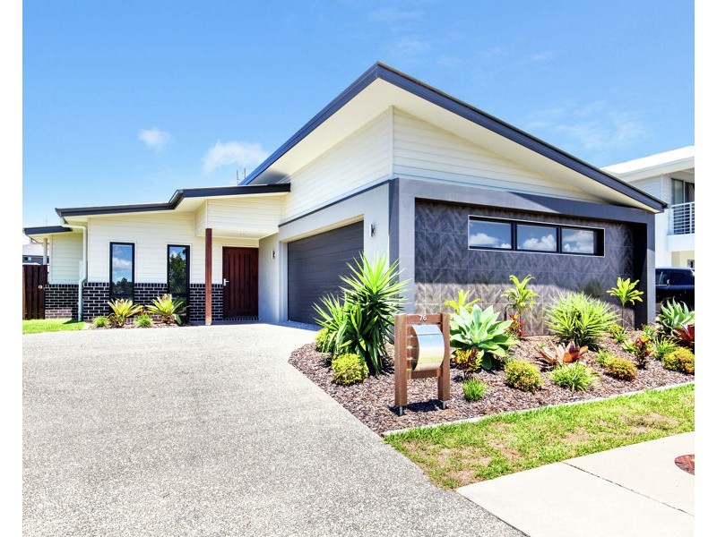 76 North View Street, Hope Island QLD 4212