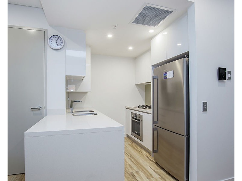 1504/2 Como Crescent, Southport QLD 4215