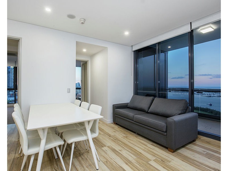 1504/2 Como Crescent, Southport QLD 4215