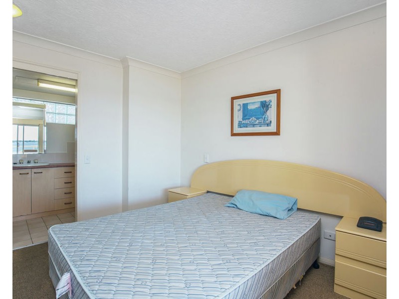 54/106 Marine Parade, Southport QLD 4215