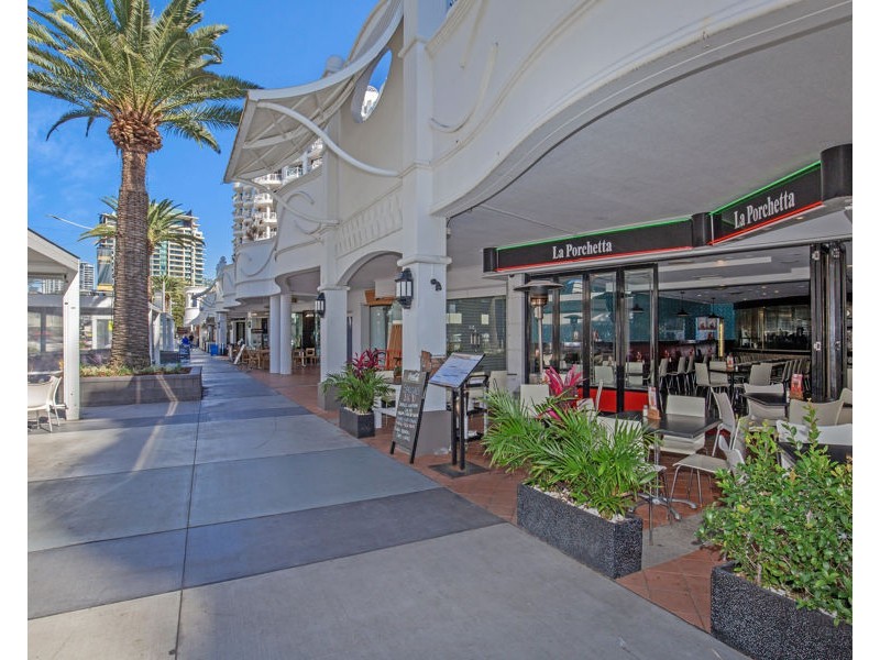 24 Queensland Avenue, Broadbeach QLD 4218