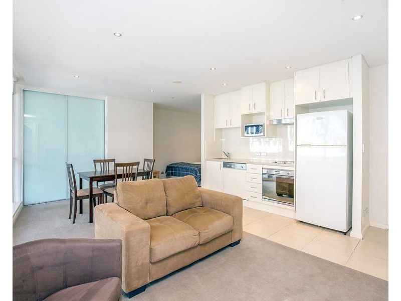 516B/1 Como Crescent, Southport QLD 4215