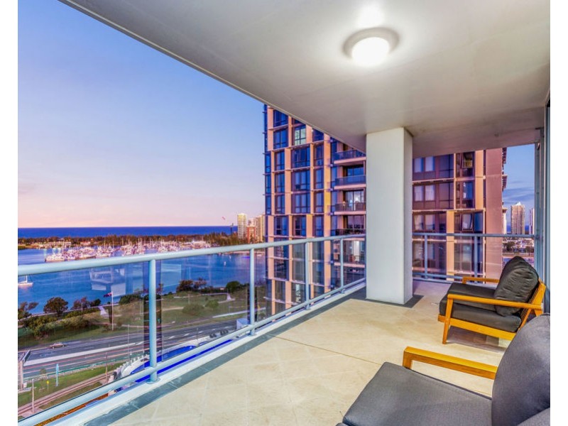2207/1 Como Crescent, Southport QLD 4215