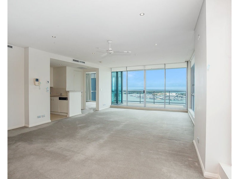 2207/1 Como Crescent, Southport QLD 4215