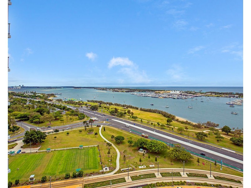 2207/1 Como Crescent, Southport QLD 4215