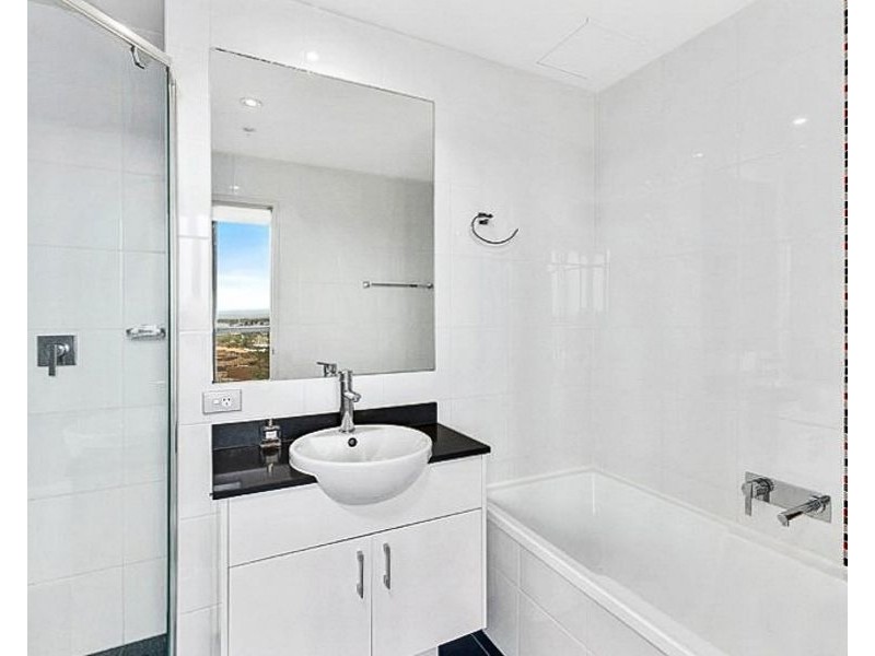 1809/2 Aqua Street, Southport QLD 4215