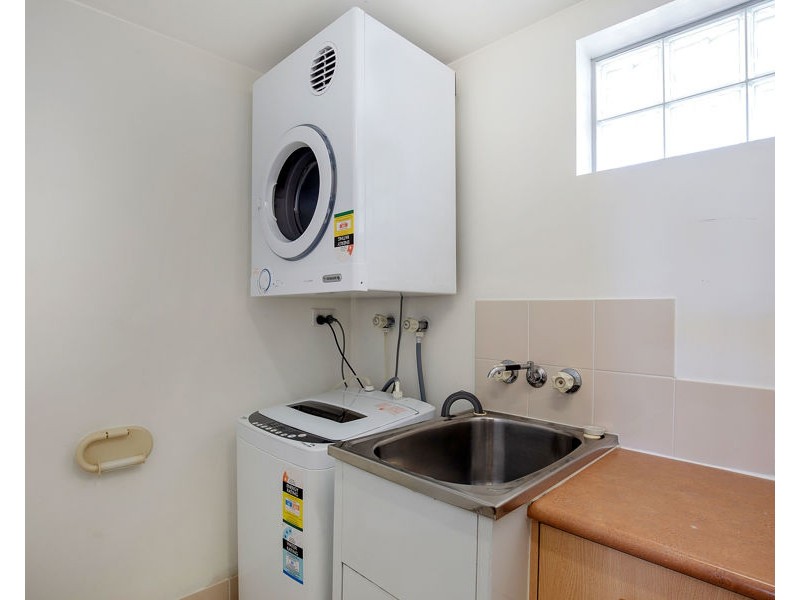 46/106 Marine Parade, Southport QLD 4215