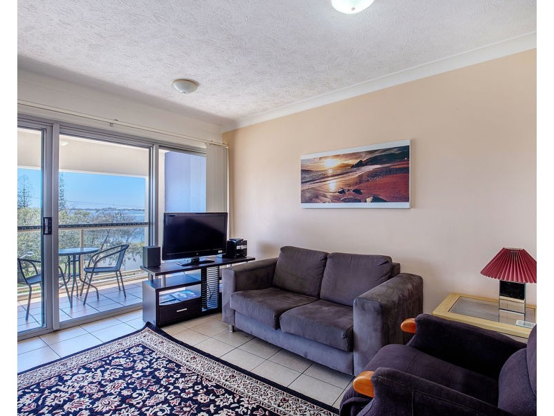 46/106 Marine Parade, Southport QLD 4215