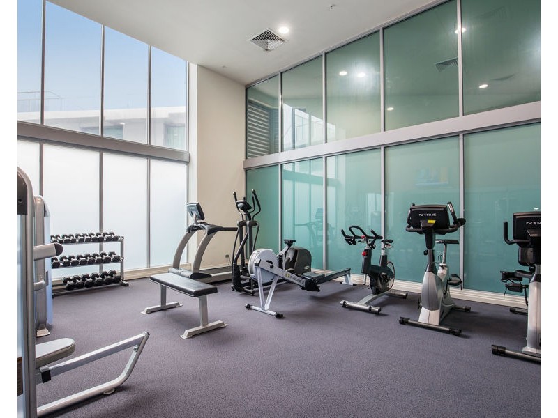 512B/1 Como Crescent, Southport QLD 4215