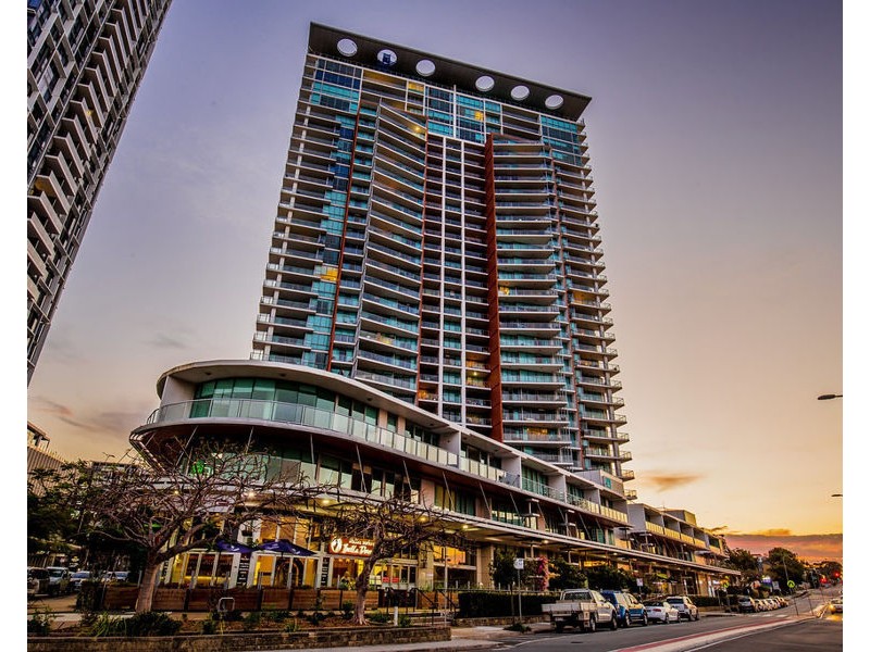 512B/1 Como Crescent, Southport QLD 4215