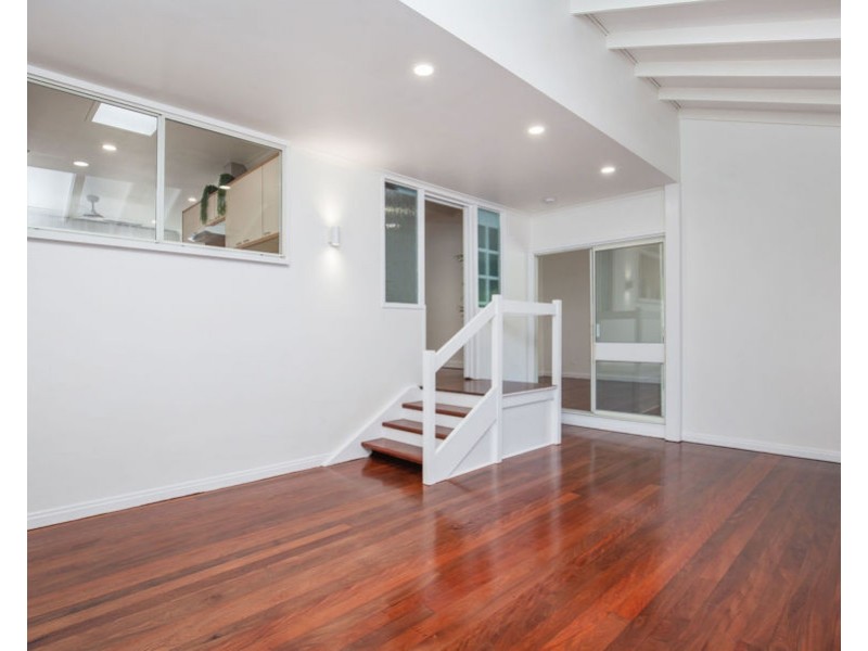 694 Southport Nerang Road, Ashmore QLD 4214