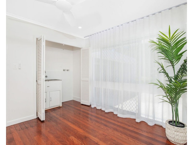 694 Southport Nerang Road, Ashmore QLD 4214