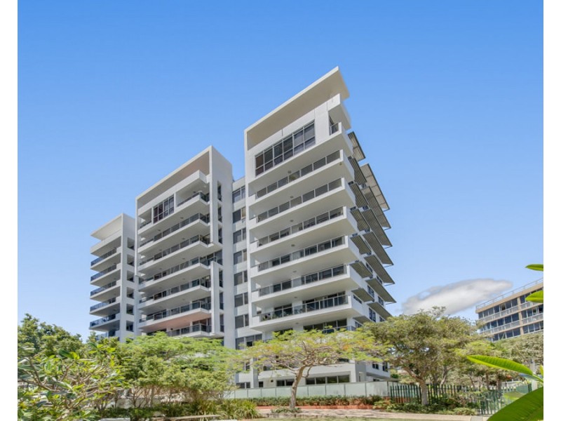 512/3 Como Crescent, Southport QLD 4215