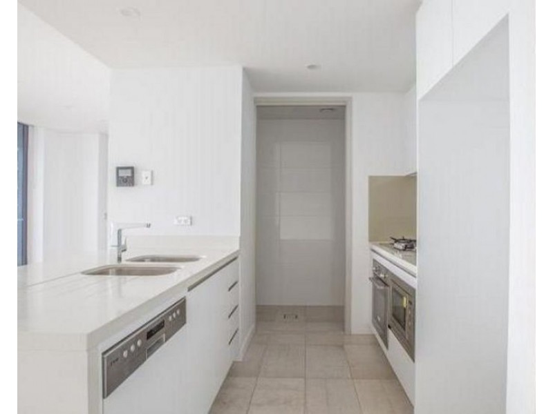 1501/2 Como Crescent, Southport QLD 4215