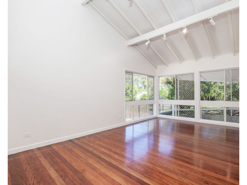 694 Southport Nerang Road, Ashmore QLD 4214