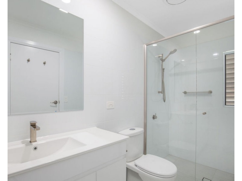 694 Southport Nerang Road, Ashmore QLD 4214