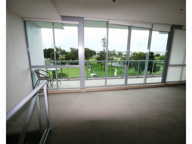 512A/1 Como Crescent, Southport QLD 4215