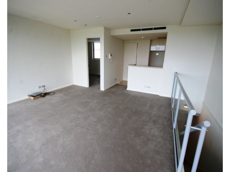 512A/1 Como Crescent, Southport QLD 4215