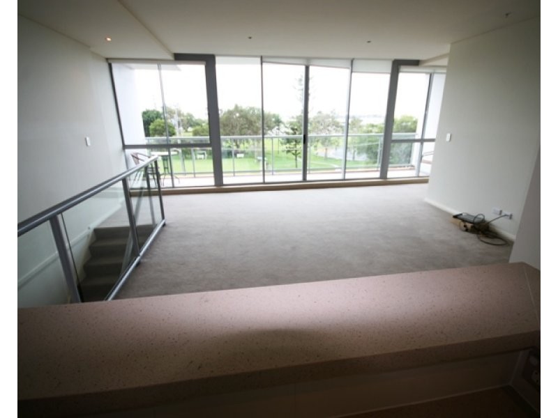 512A/1 Como Crescent, Southport QLD 4215