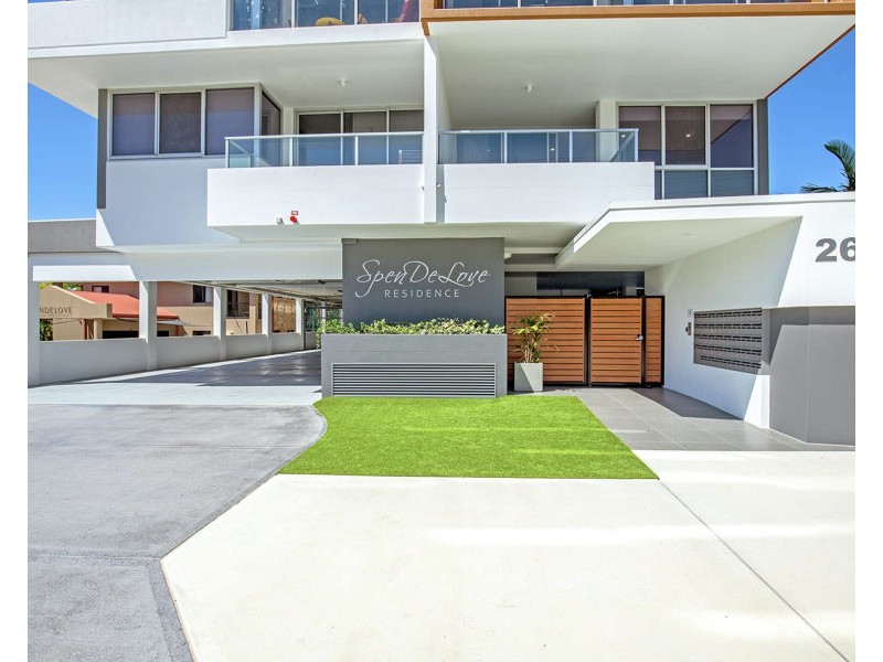 26 Spendelove Avenue, Southport QLD 4215