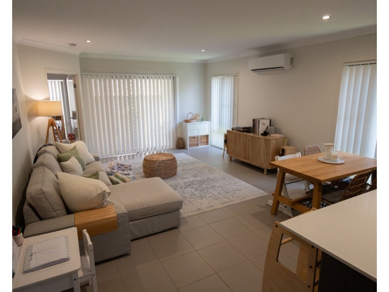 8 Learning Street, Coomera QLD 4209