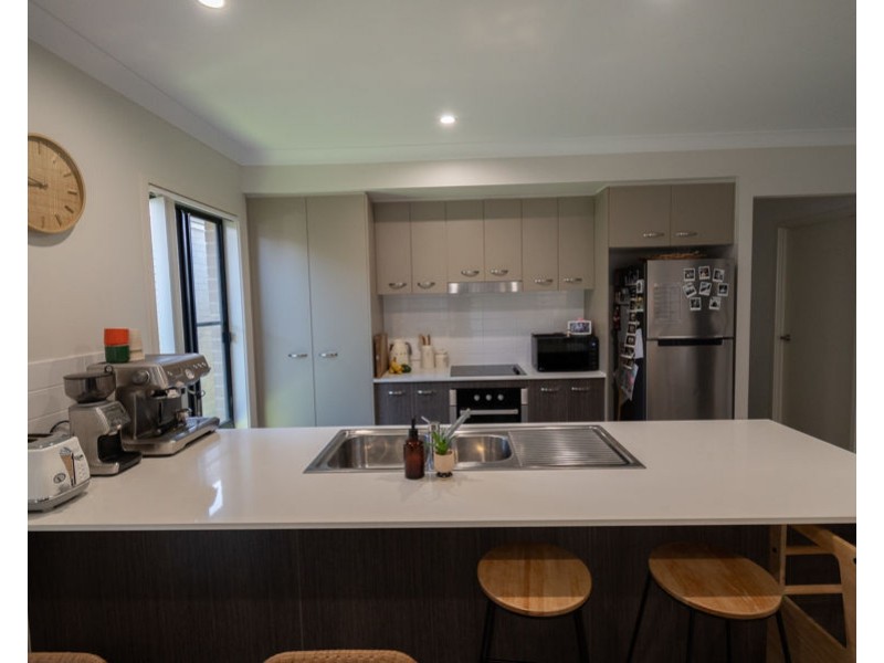 8 Learning Street, Coomera QLD 4209