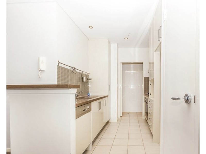 904/4 Como Crescent, Southport QLD 4215