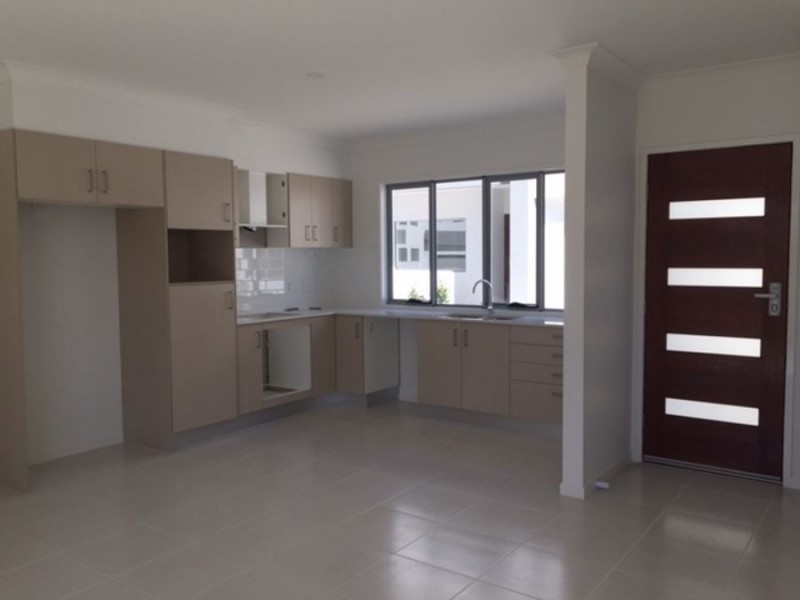 20 Careel close, Helensvale QLD 4212