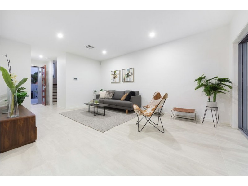29 Blake Street, Southport QLD 4215