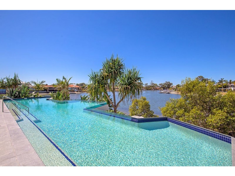 11102 Building 2, Waterpoint Residences, 5 Harbour side court, Biggera Waters QLD 4216
