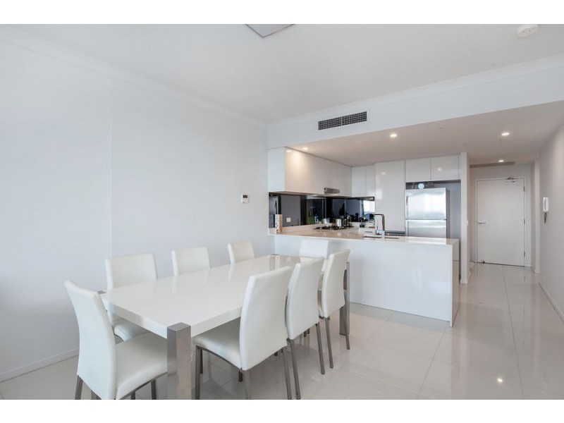 11102 Building 2, Waterpoint Residences, 5 Harbour side court, Biggera Waters QLD 4216