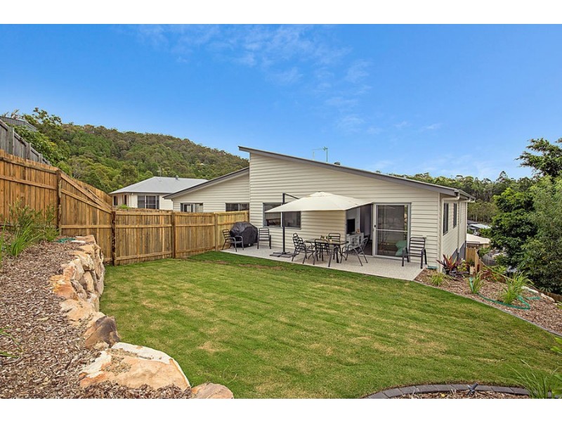 6 8 Morning sun court, Maudsland QLD 4210
