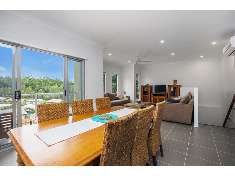 6 8 Morning sun court, Maudsland QLD 4210