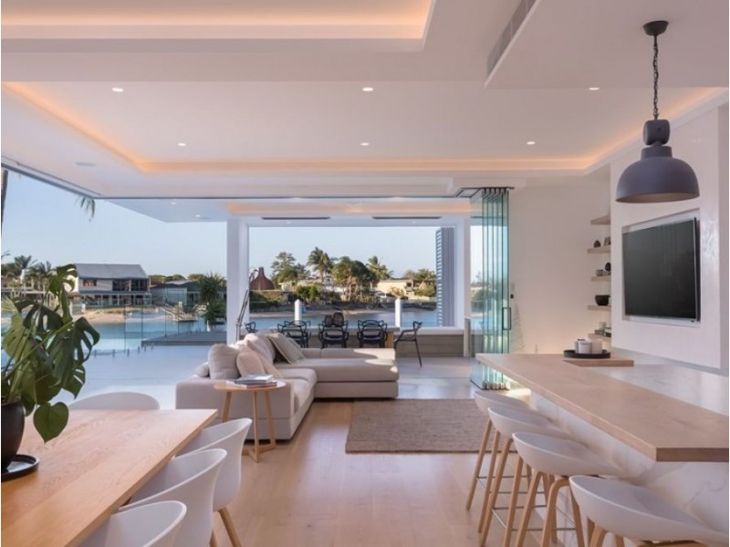 Hope Island QLD 4212