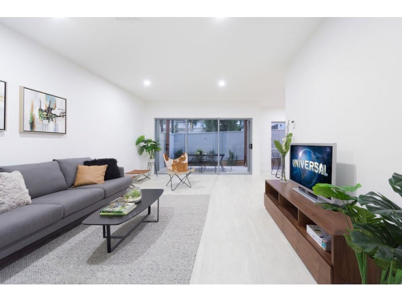 29 Blake Street, Southport QLD 4215