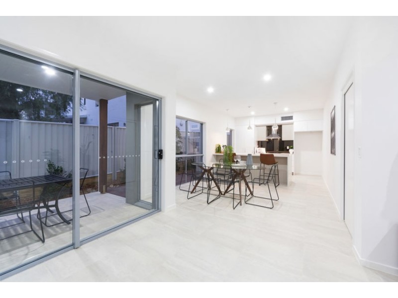 29 Blake Street, Southport QLD 4215