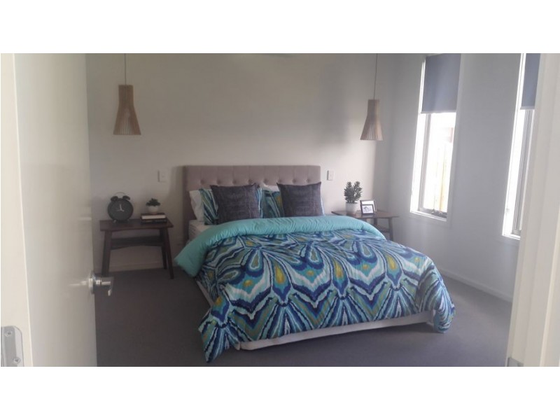 10442 Pimpama village, Pimpama QLD 4209