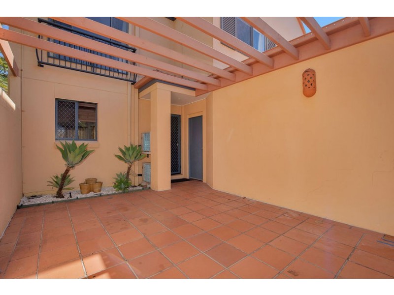Unit 37/ 206 Cheltenham drive, Robina QLD 4226