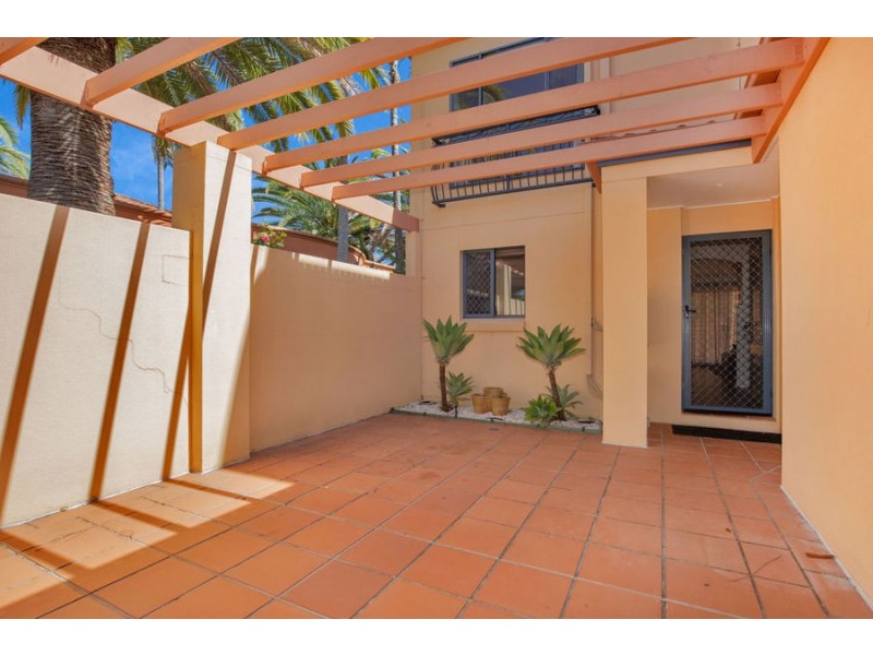 Unit 37/ 206 Cheltenham drive, Robina QLD 4226