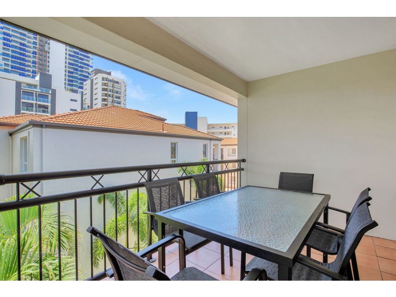 15 5 Railway ave, Southport, Southport QLD 4215