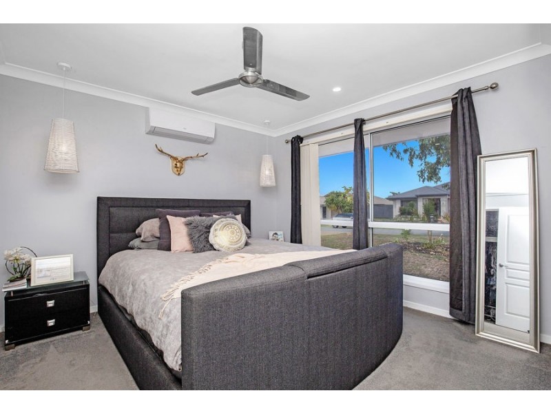 5 5, Ormeau QLD 4208