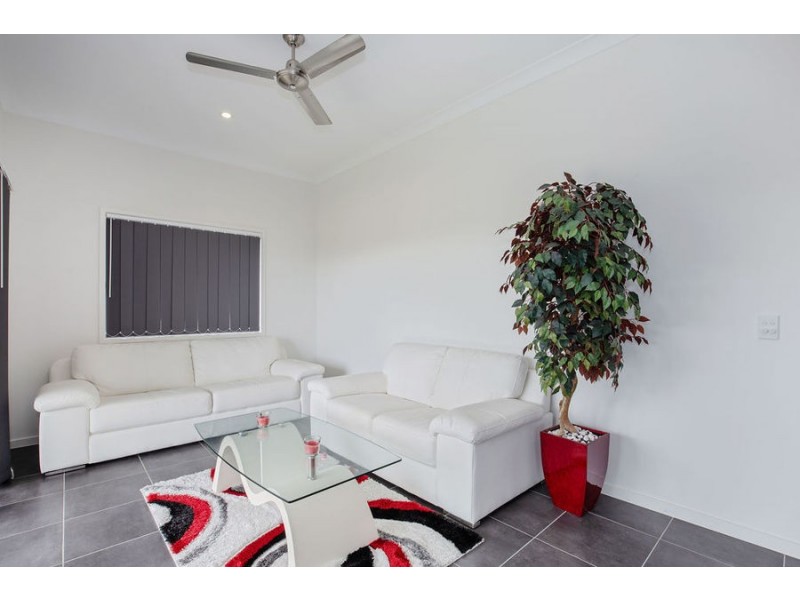 21 Butcherbird, Upper Coomera QLD 4209